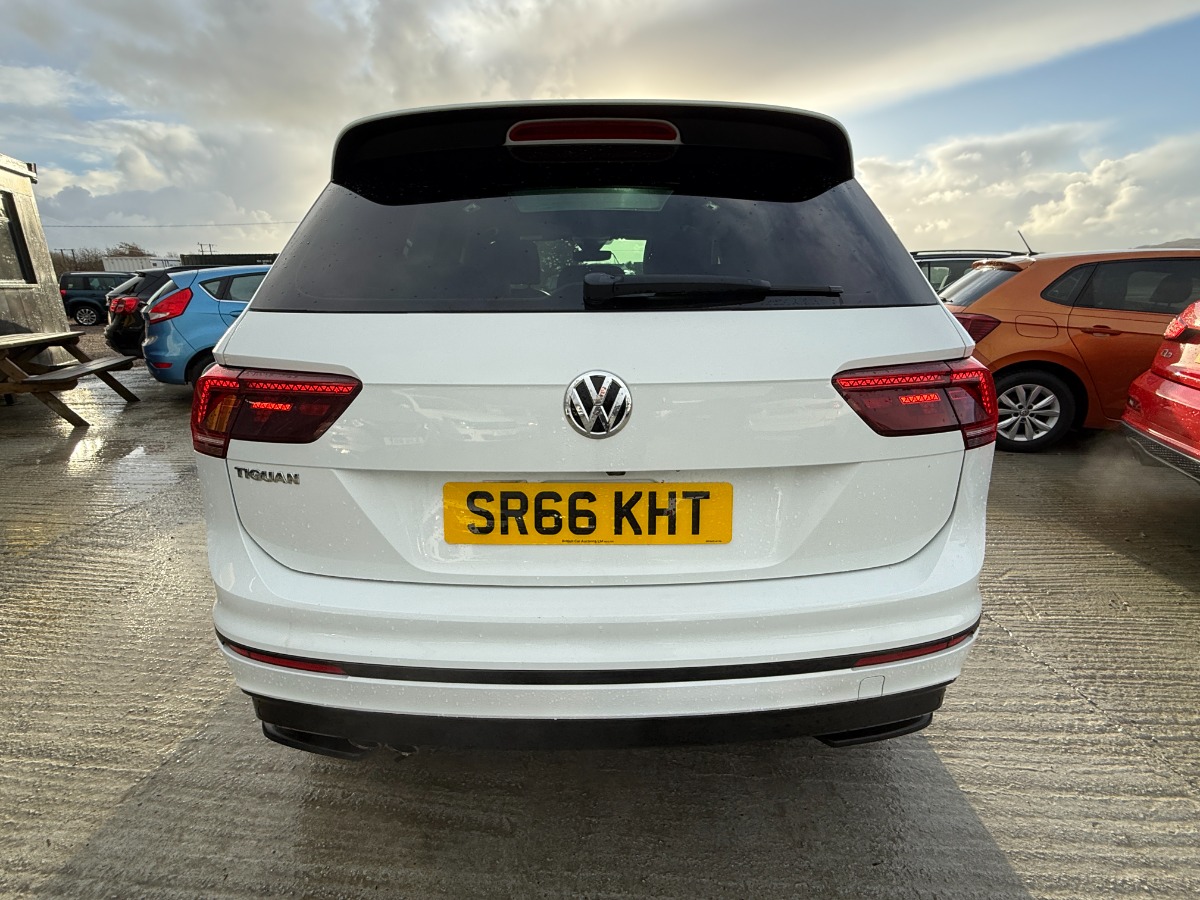 Volkswagon Tiguan SUV