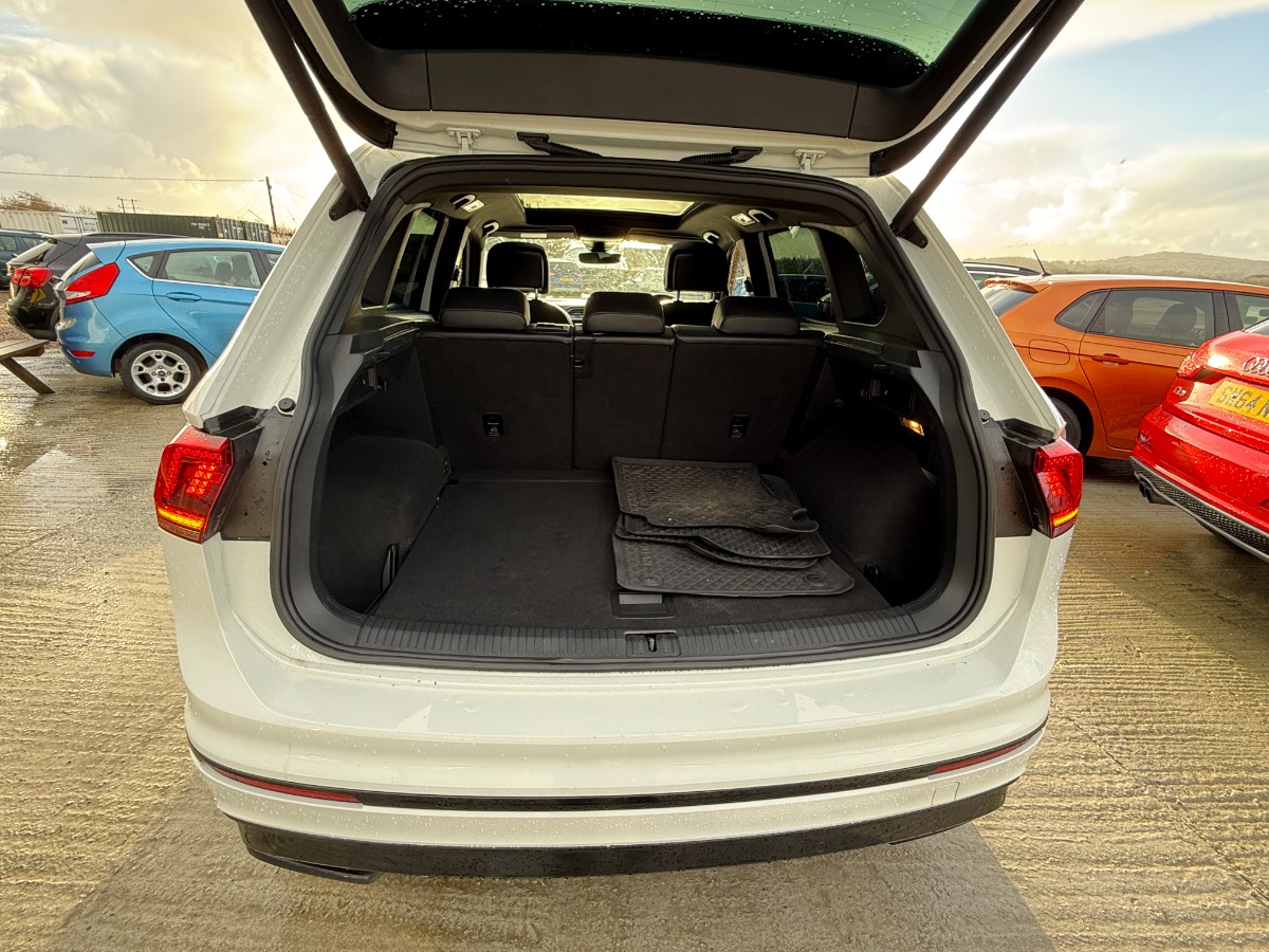 Volkswagon Tiguan SUV