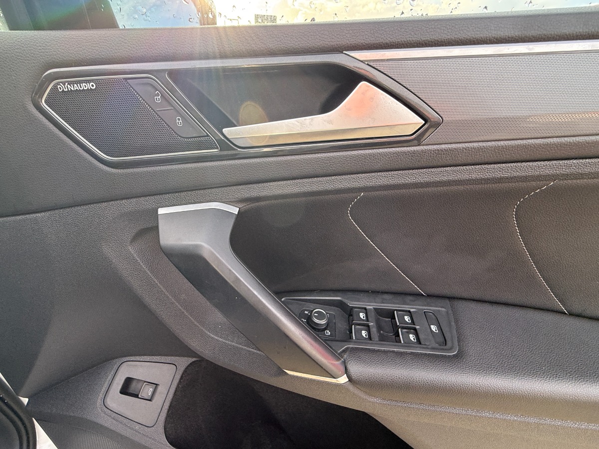 Volkswagon Tiguan SUV