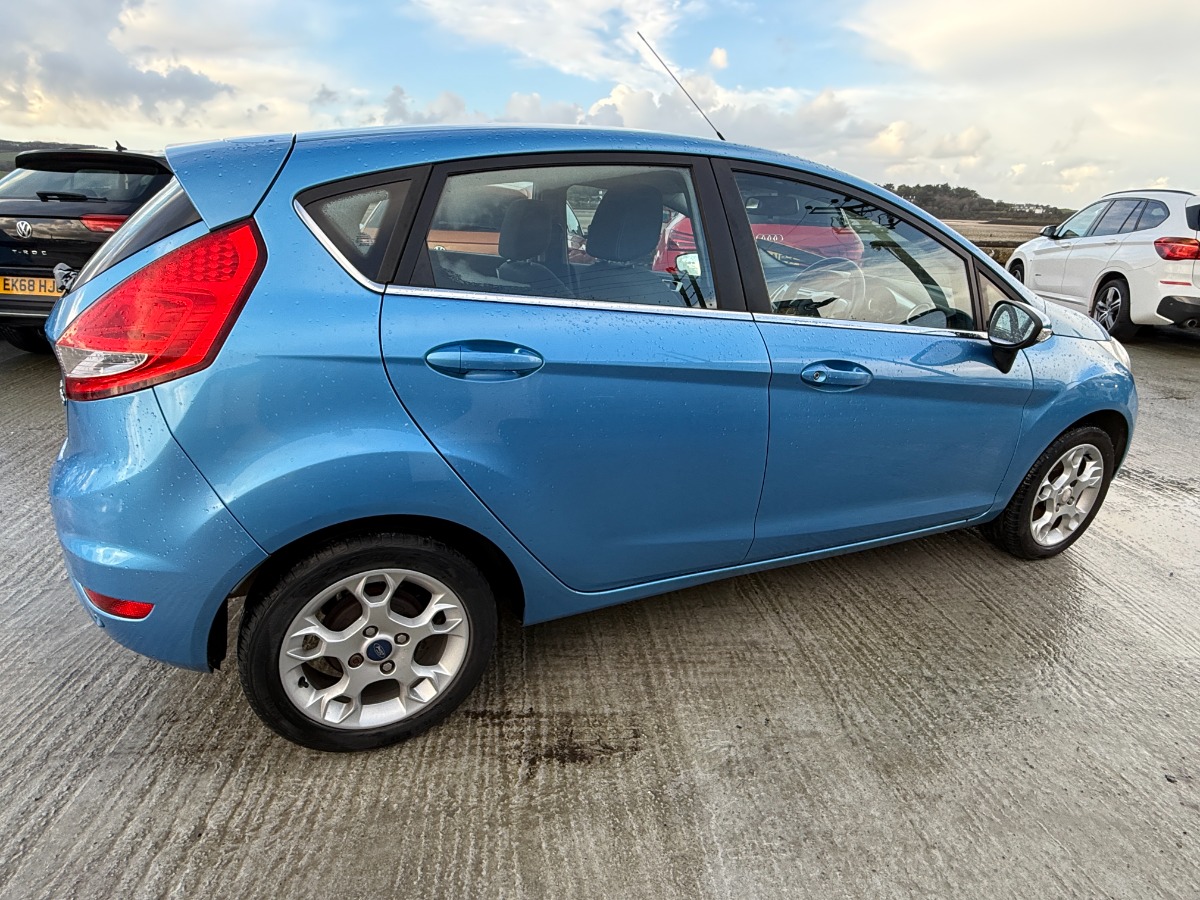 Ford Fiesta Hatchback