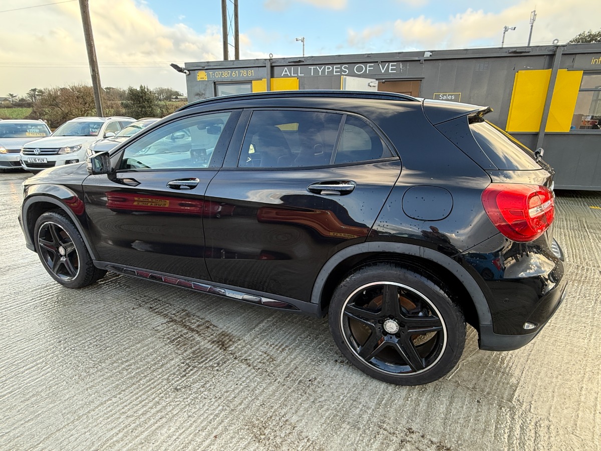 Mercedes Benz GLA Hatchback