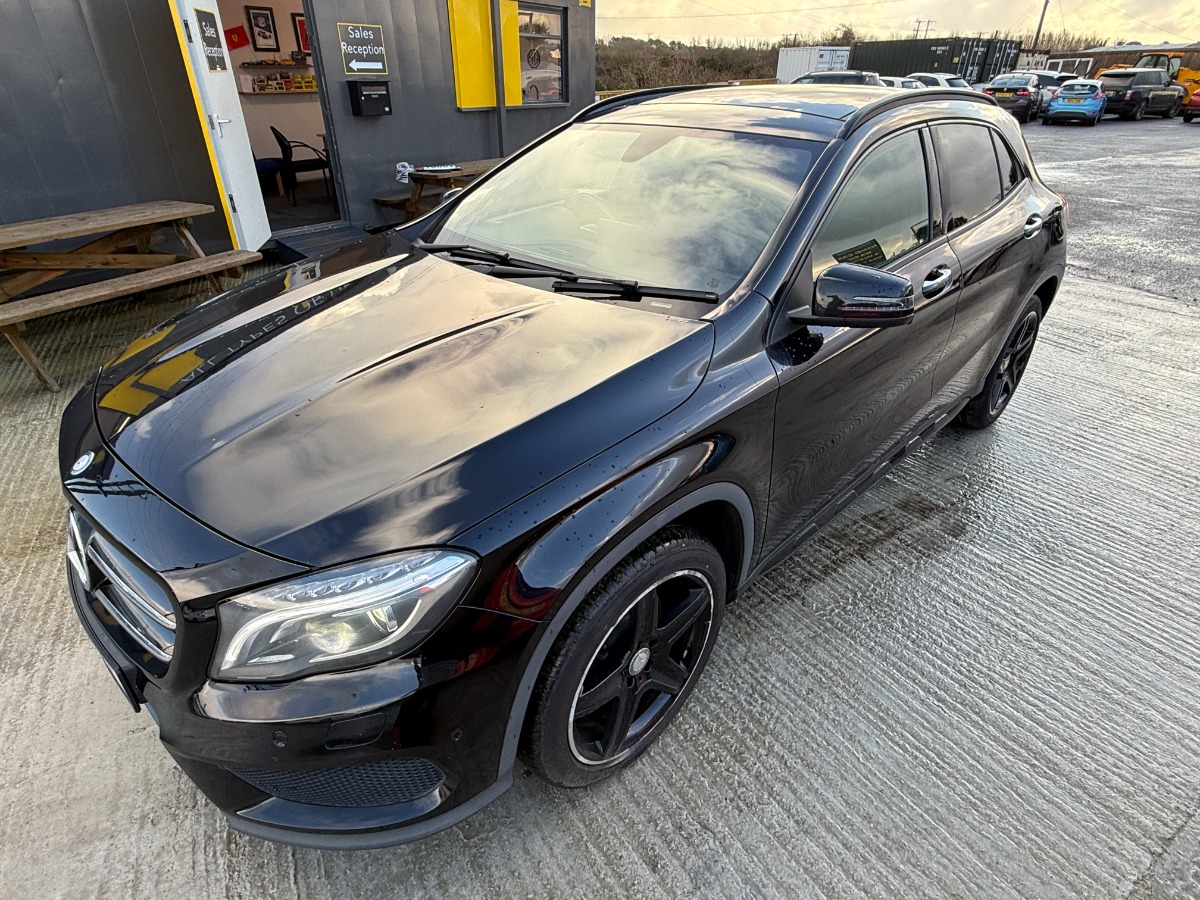 Mercedes Benz GLA Hatchback