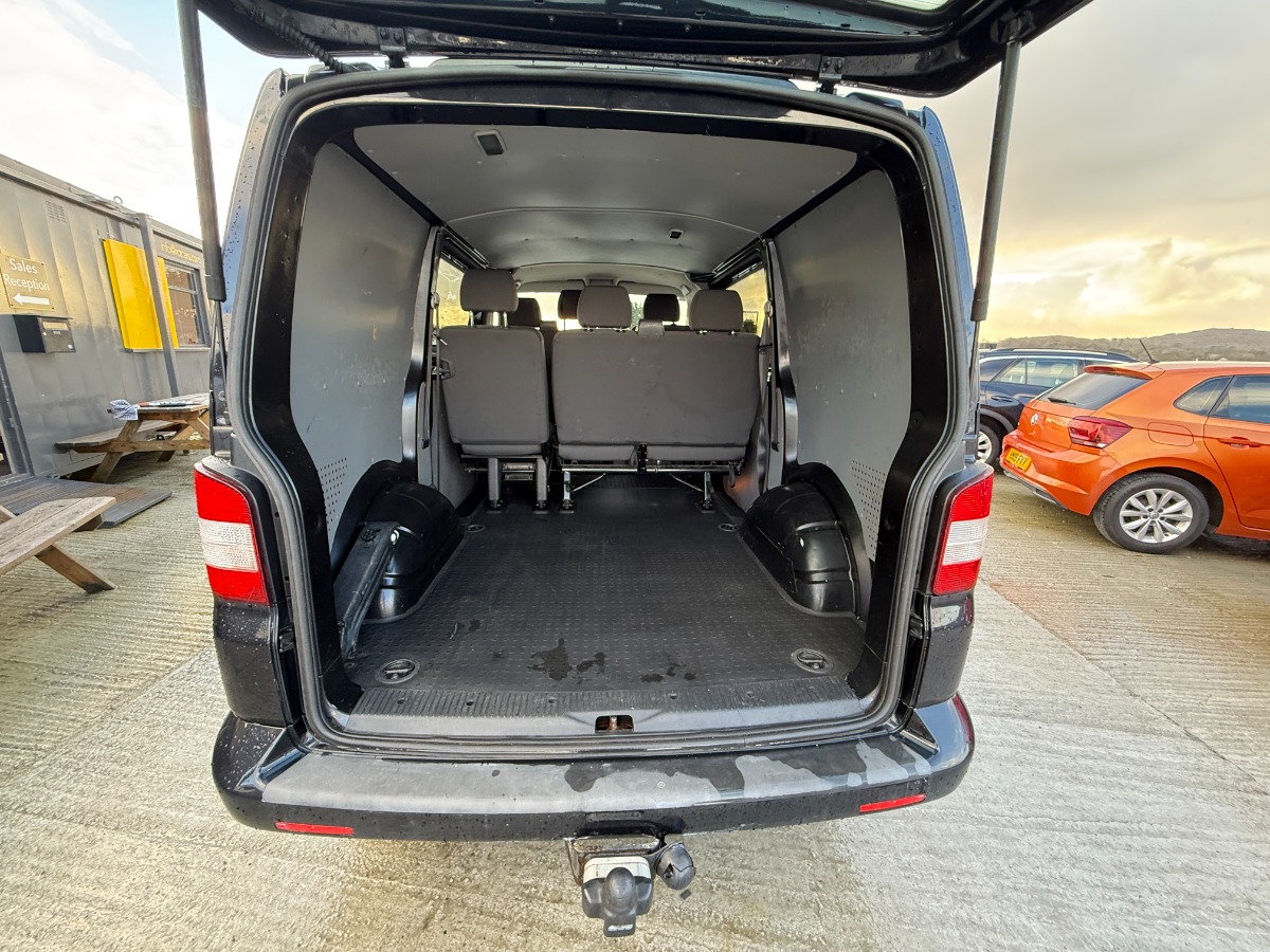 Volkswagen Transporter Kombi Crewcab