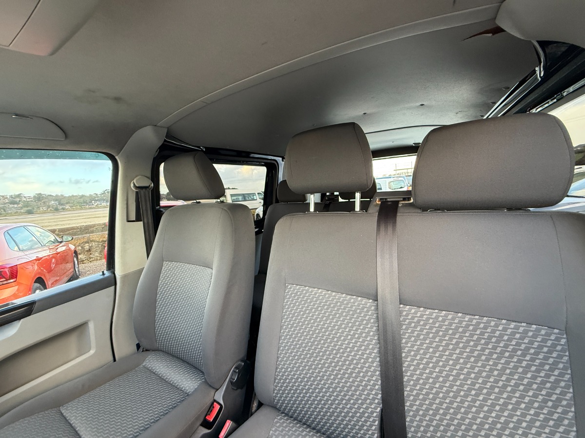 Volkswagen Transporter Kombi Crewcab