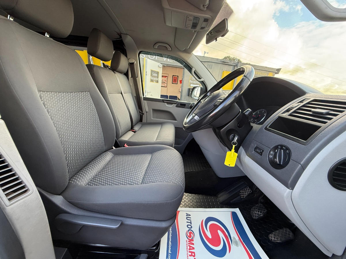 Volkswagen Transporter Kombi Crewcab