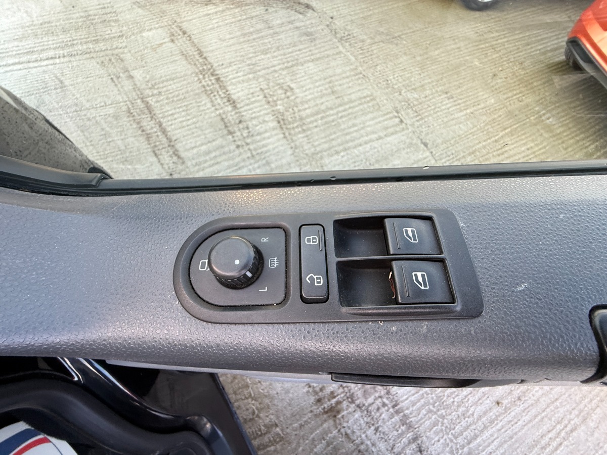 Volkswagen Transporter Kombi Crewcab