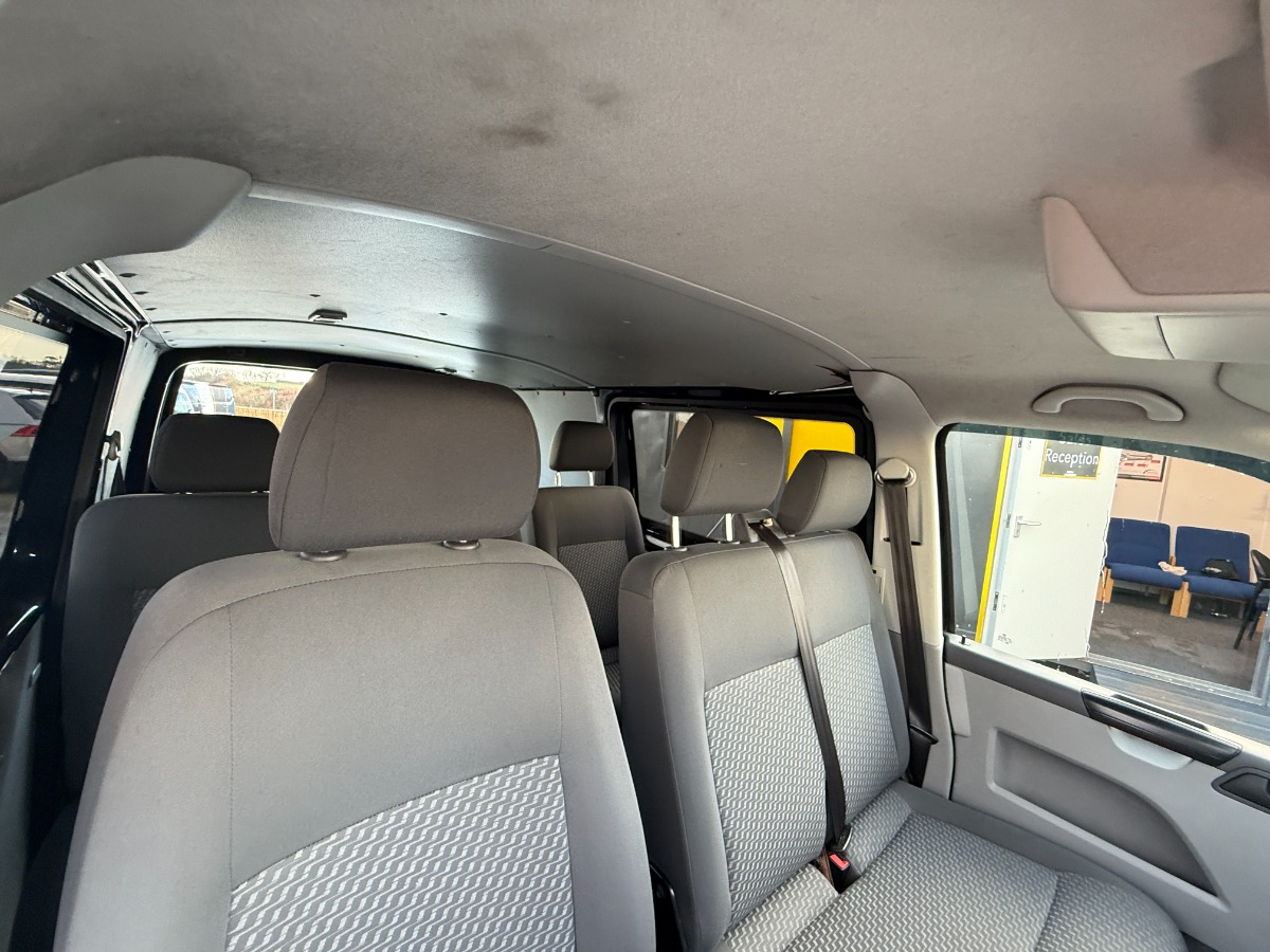 Volkswagen Transporter Kombi Crewcab