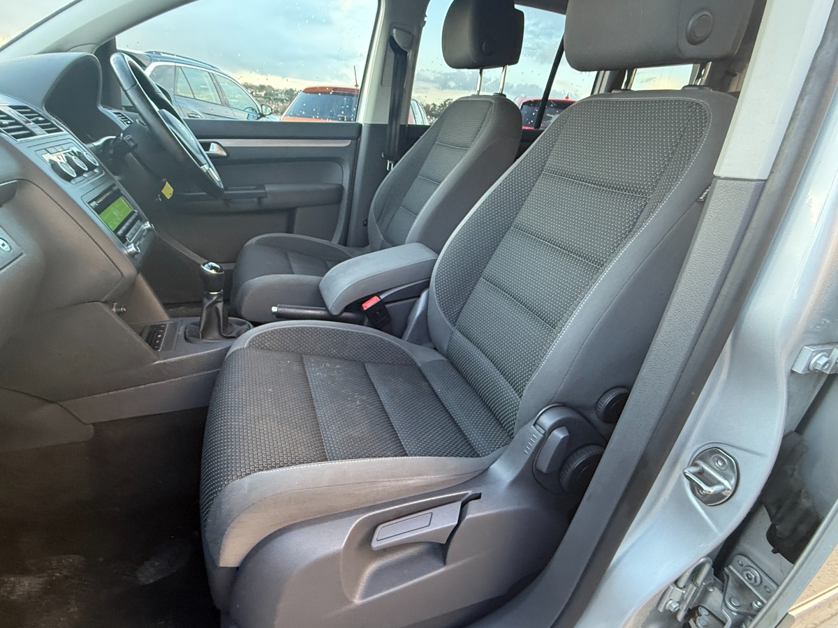 Volkswagen Touran MPV