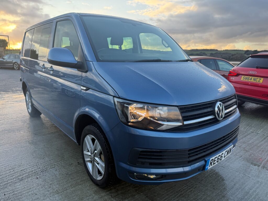 Volkswagen Transporter Kombi Crewcab