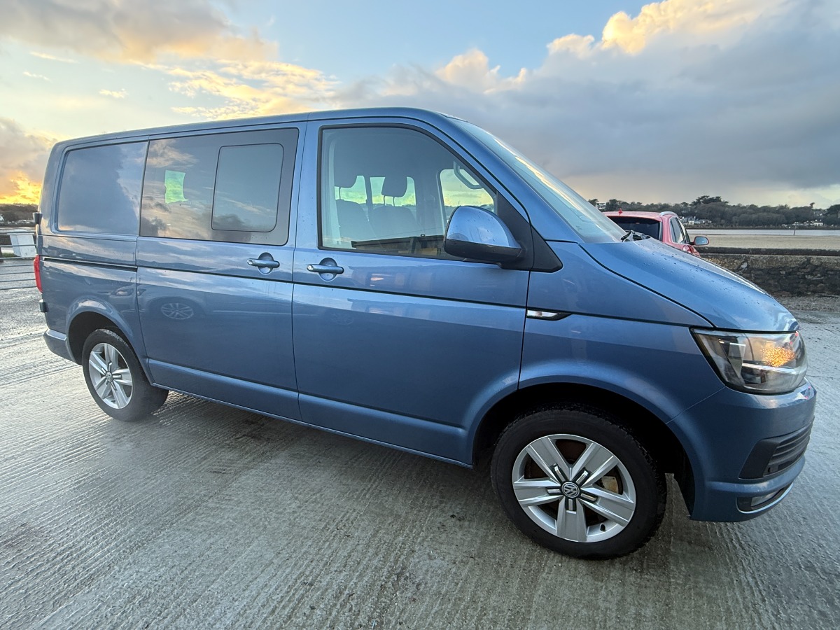 Volkswagen Transporter Kombi Crewcab