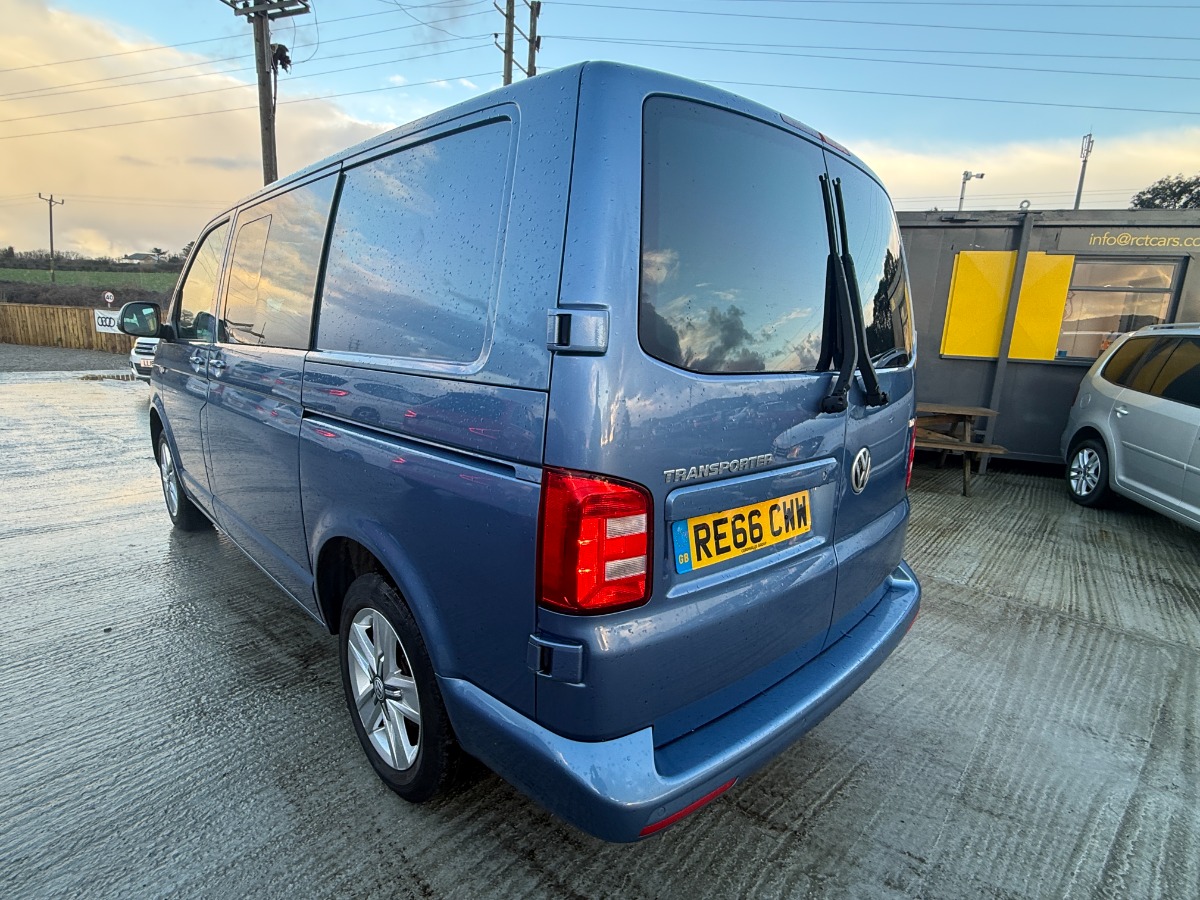 Volkswagen Transporter Kombi Crewcab