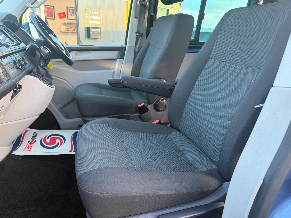 Volkswagen Transporter Kombi Crewcab