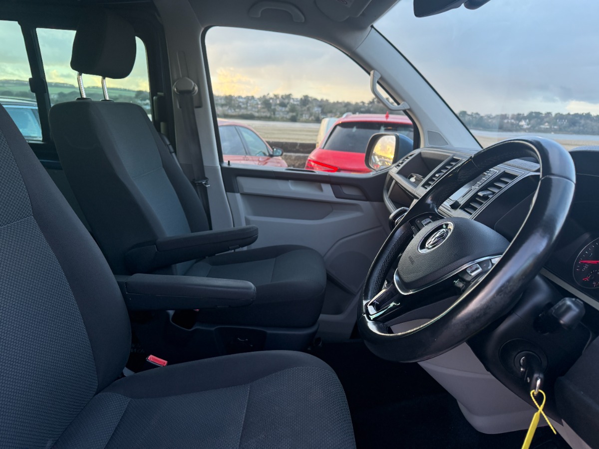 Volkswagen Transporter Kombi Crewcab