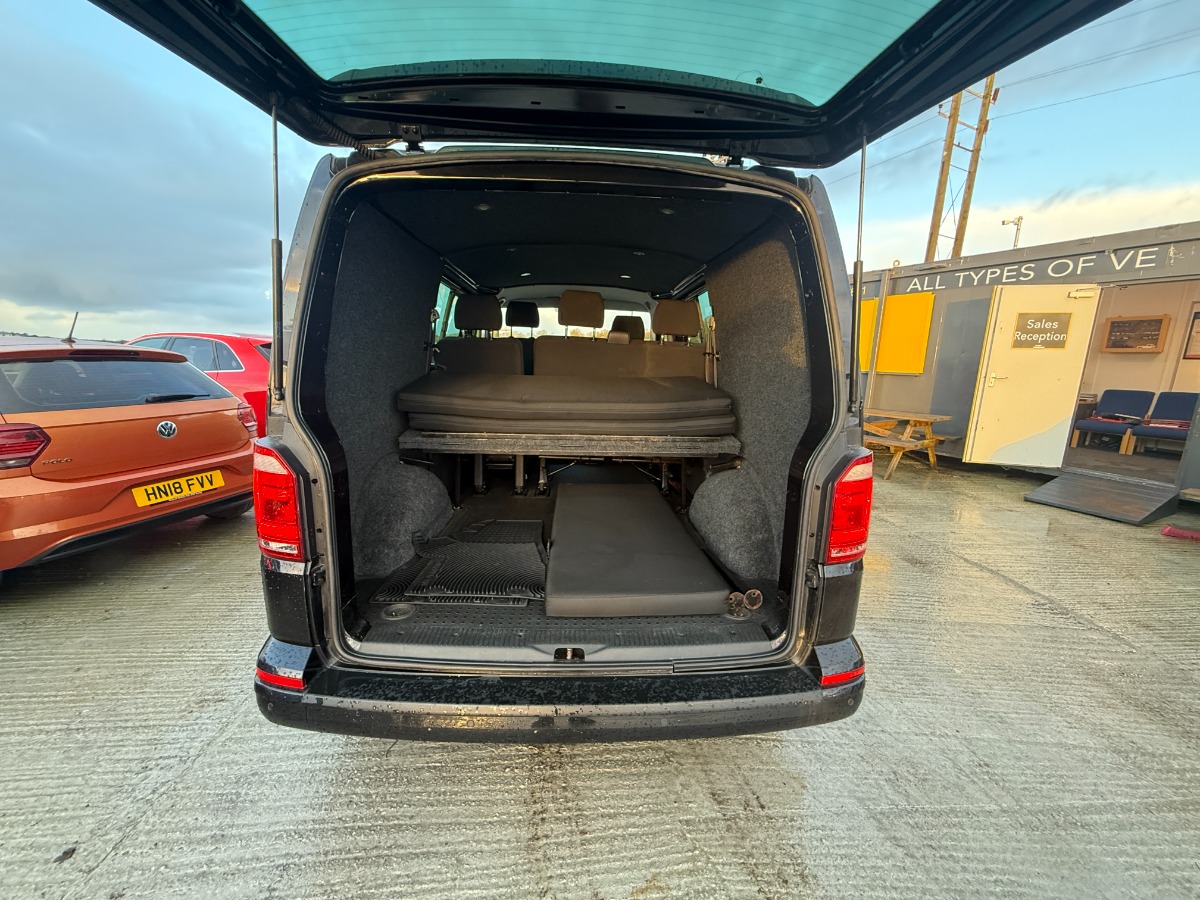 Volkswagen Transporter Kombi Crewcab