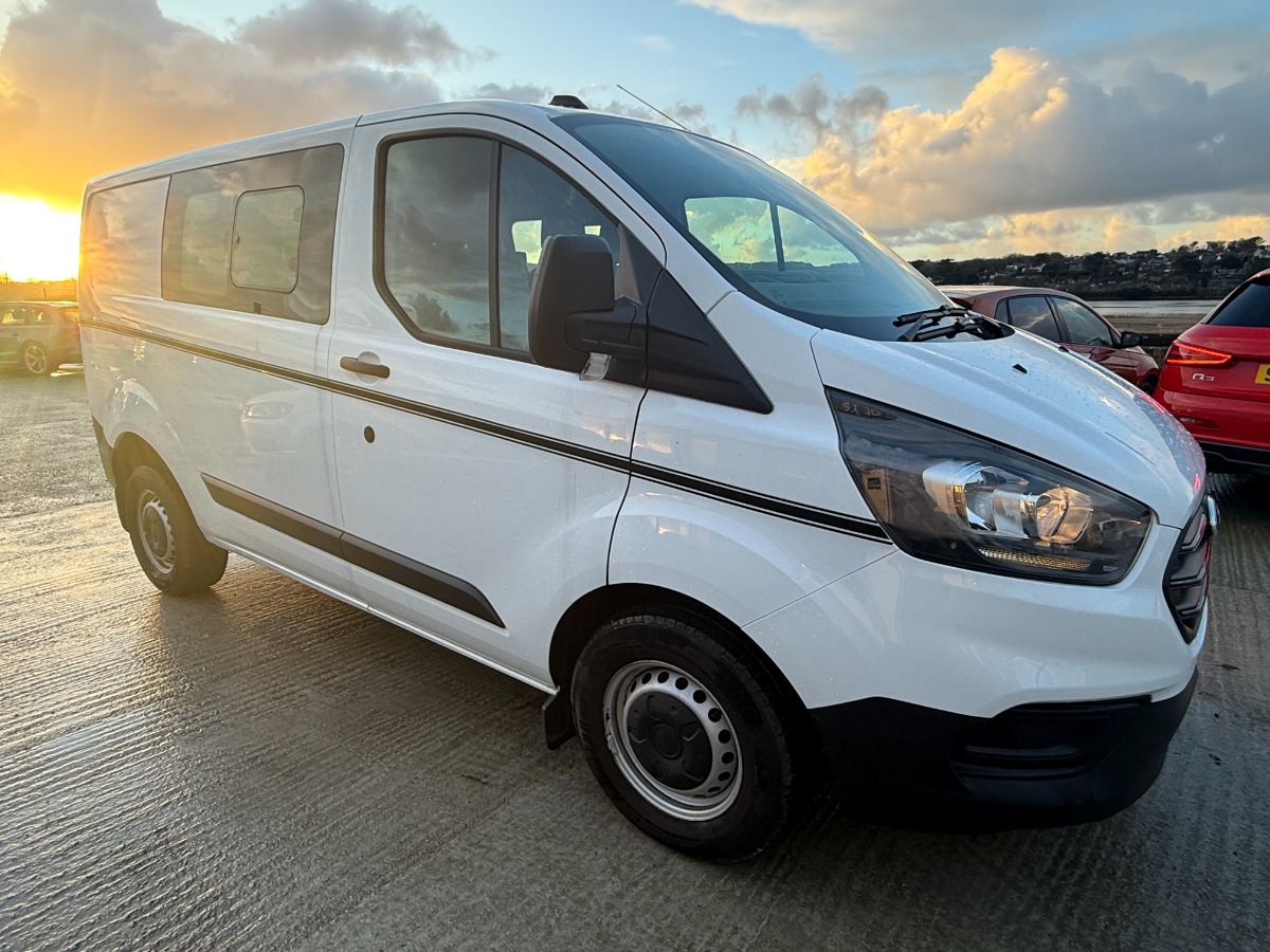 Ford Transit Custom Kombi Crewcab
