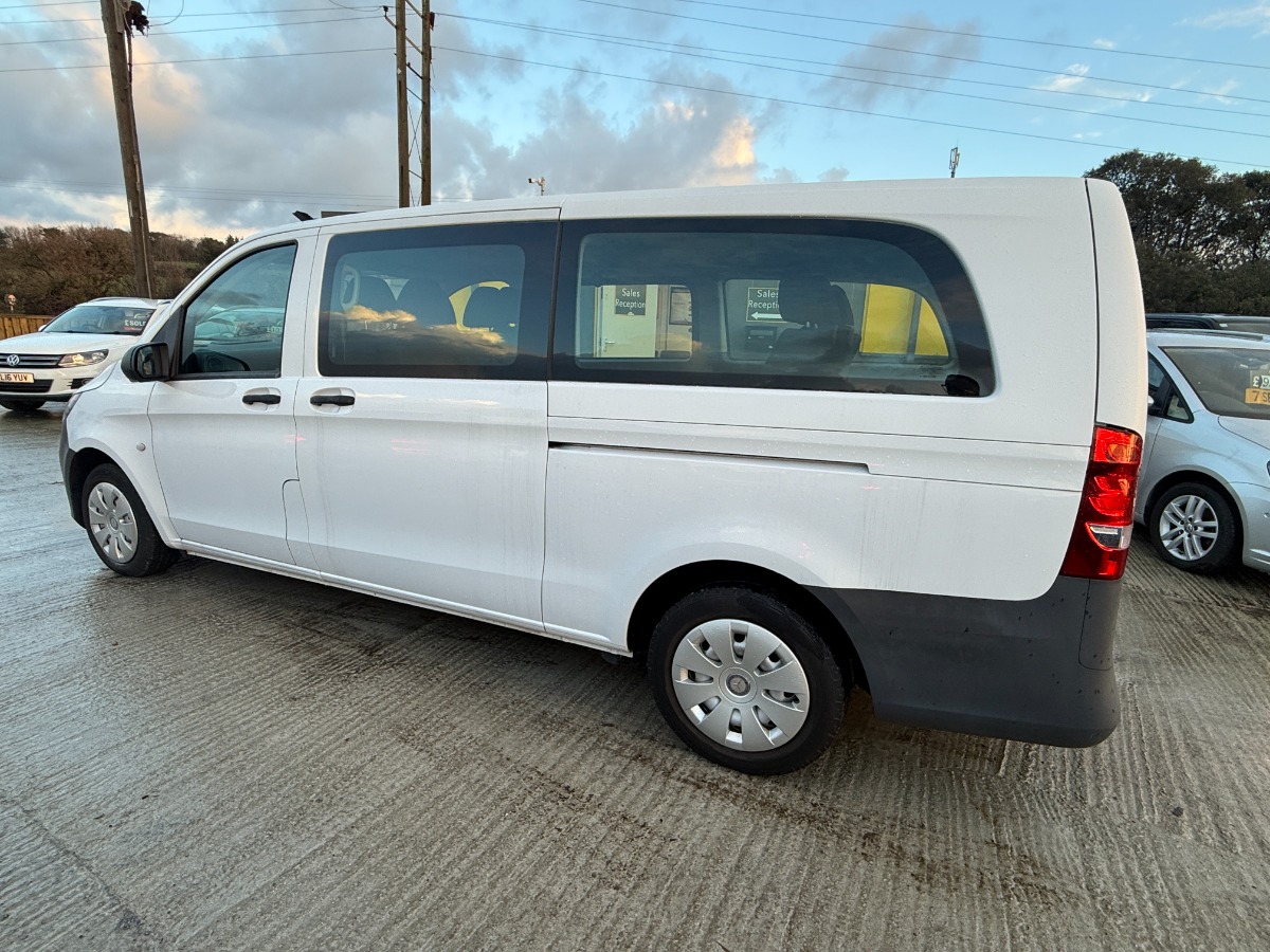 Mercedes Benz Vito Mini Bus