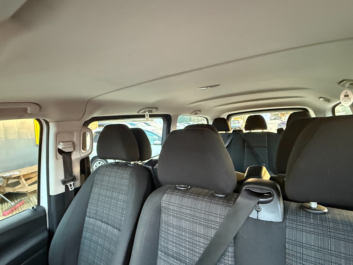 Mercedes Benz Vito Mini Bus