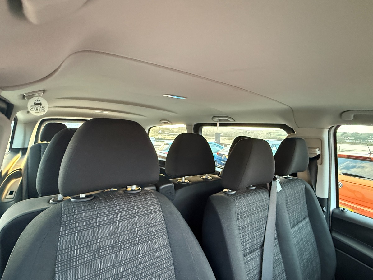 Mercedes Benz Vito Mini Bus