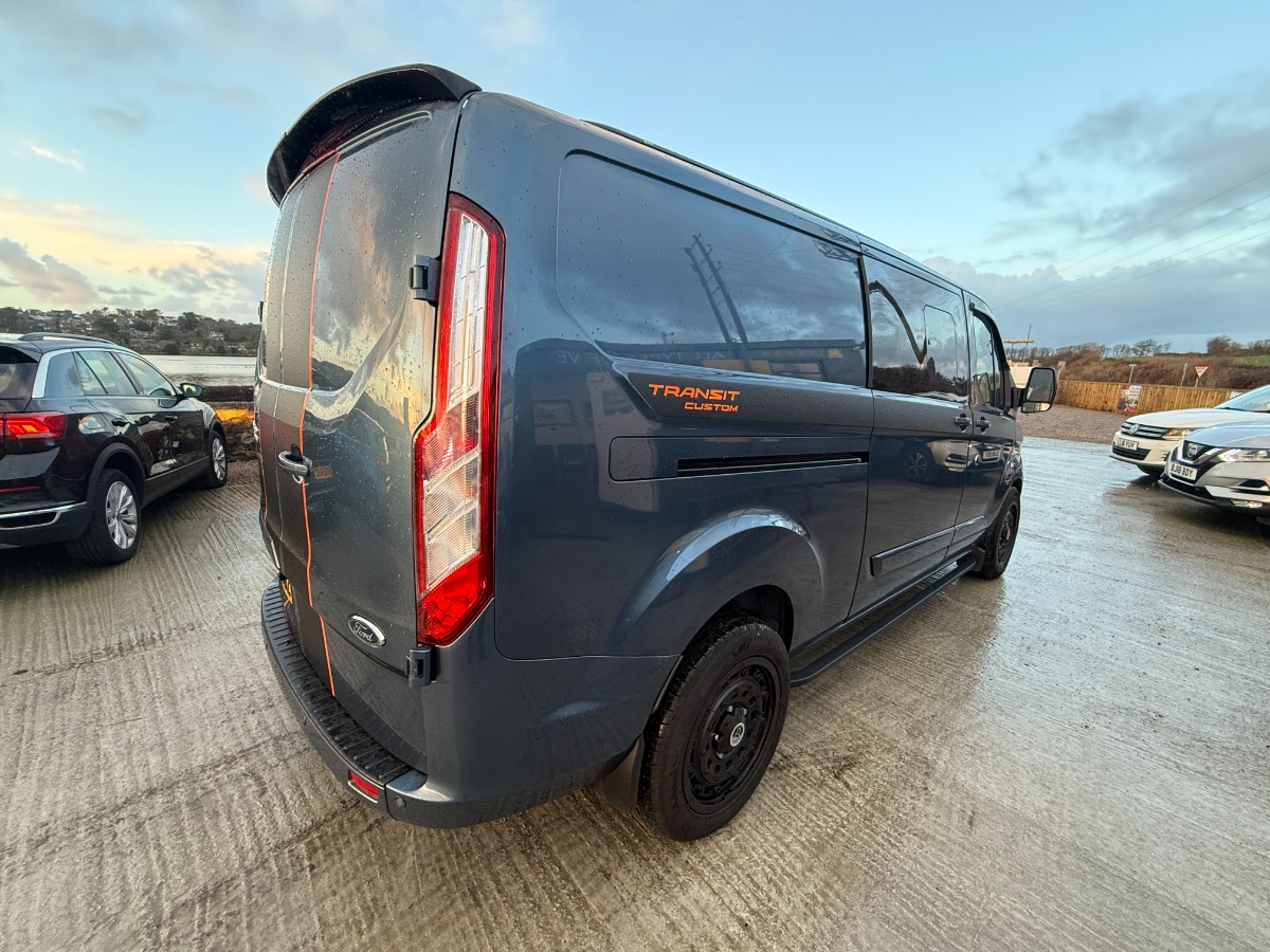 Ford Transit Custom Kombi Crewcab