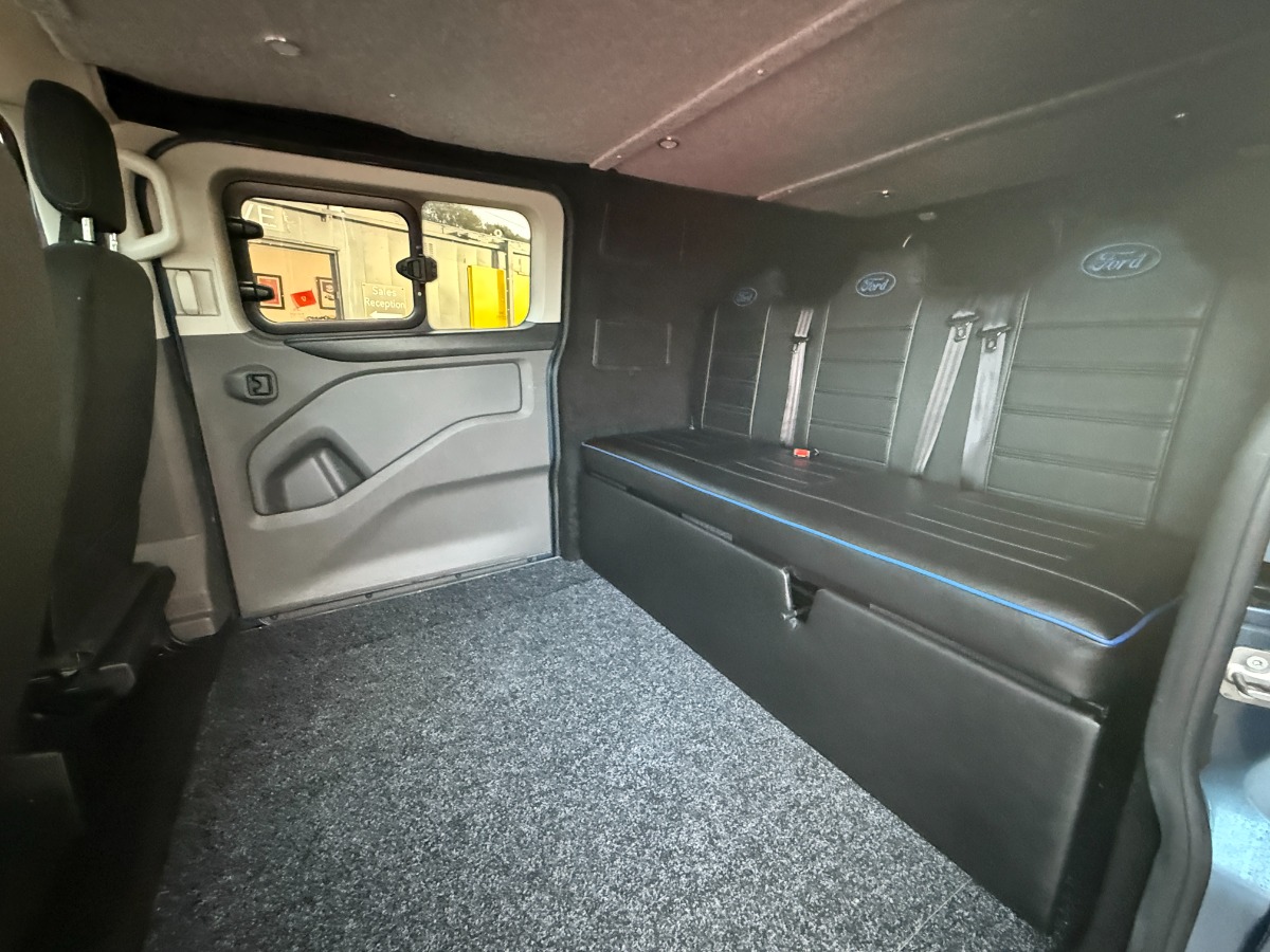 Ford Transit Custom Kombi Crewcab