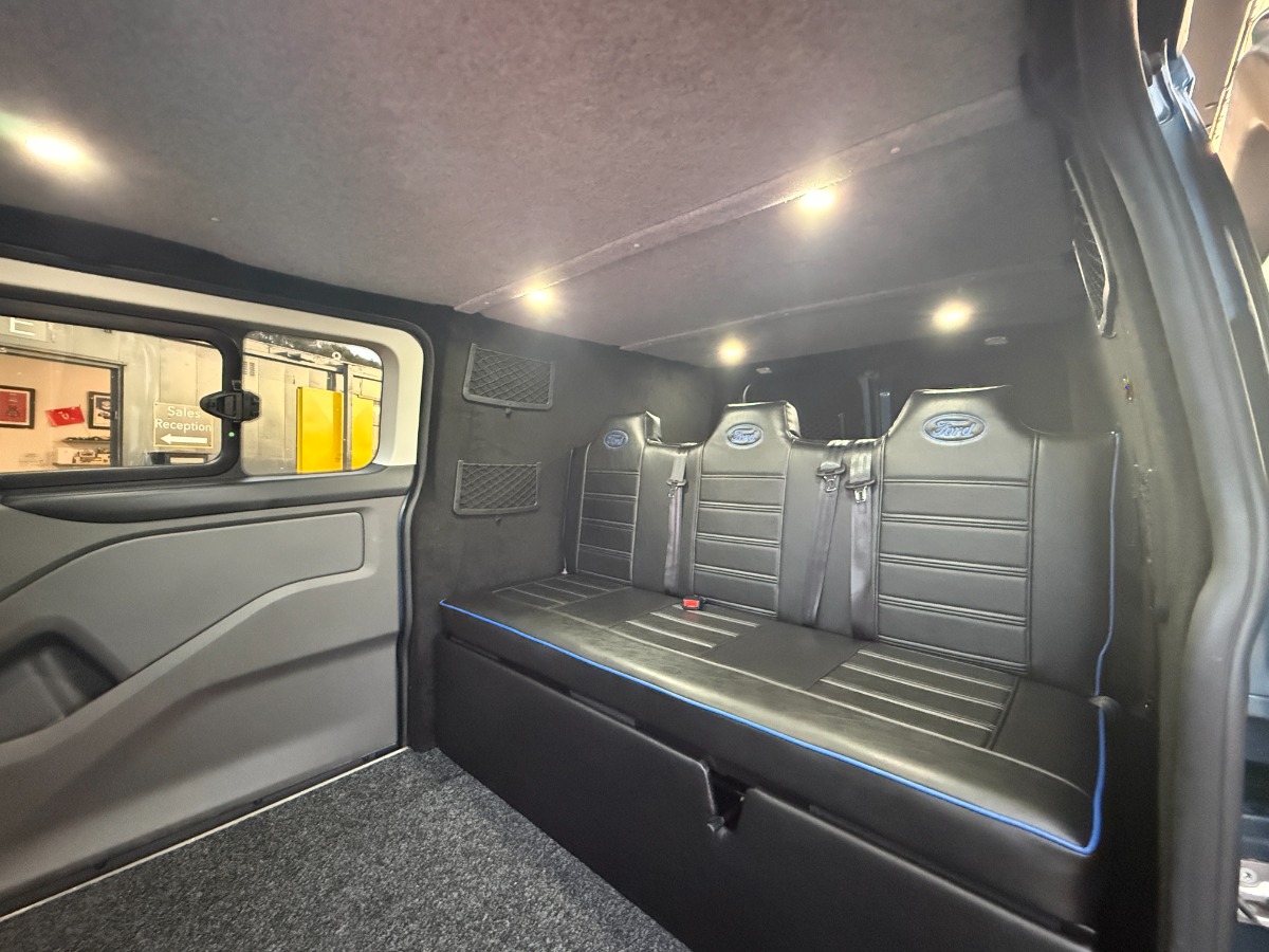 Ford Transit Custom Kombi Crewcab