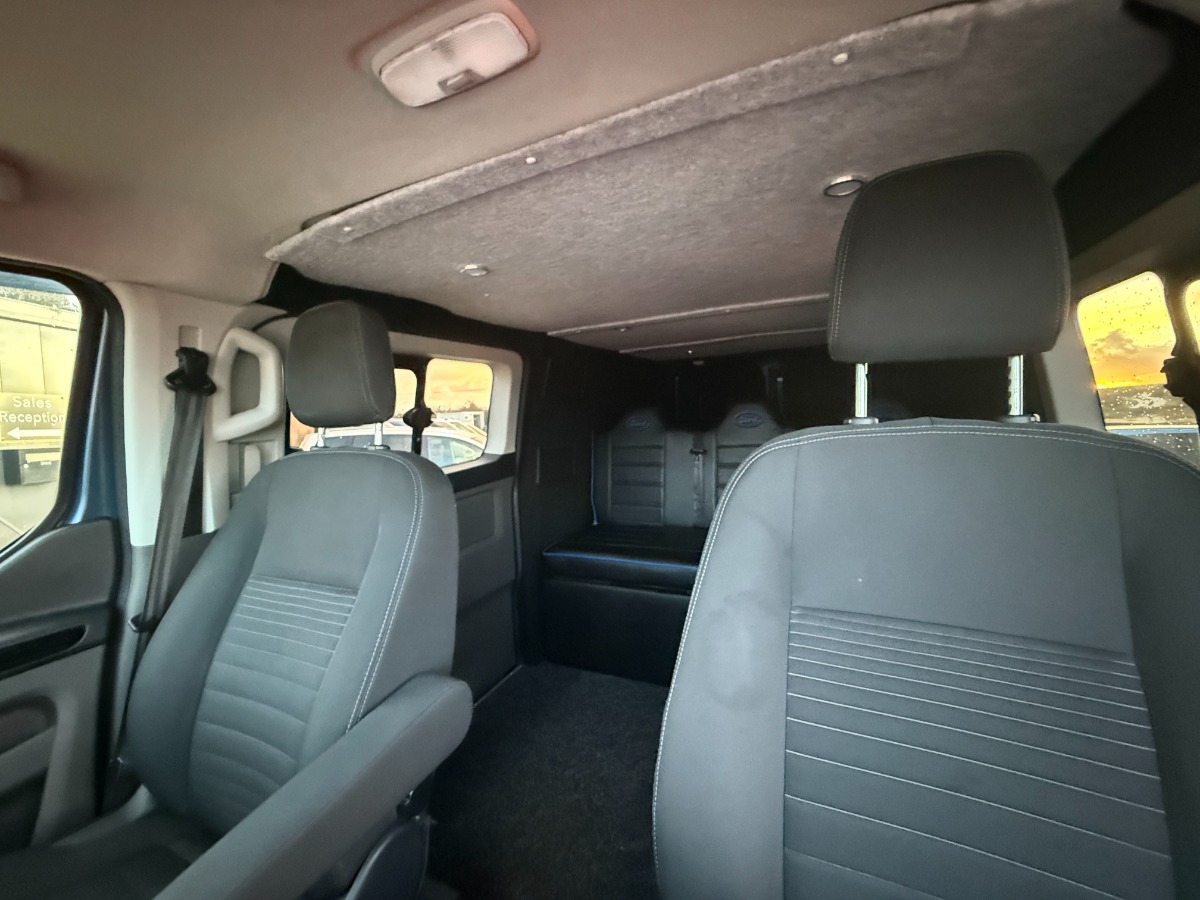 Ford Transit Custom Kombi Crewcab
