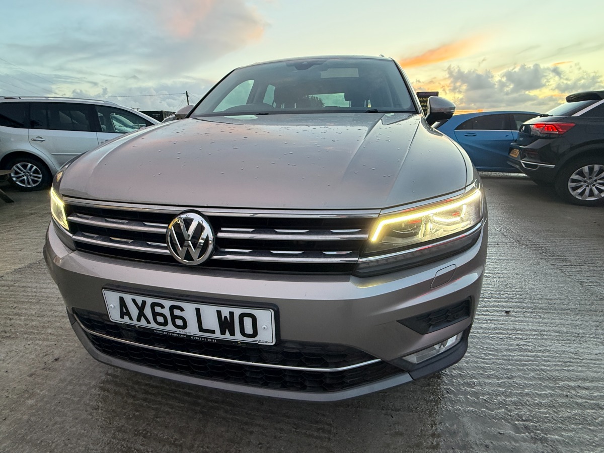 Volkswagen Tiguan SUV