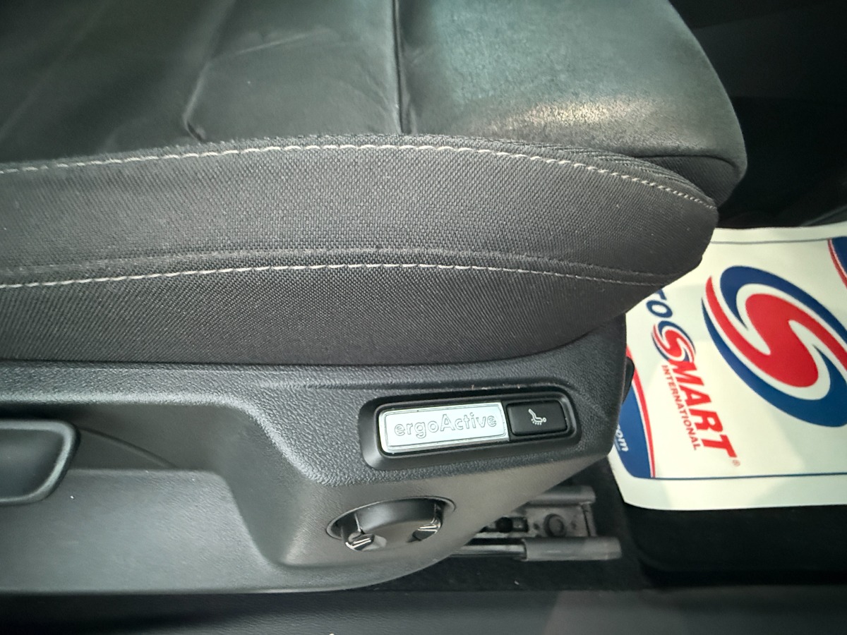 Volkswagen Tiguan SUV