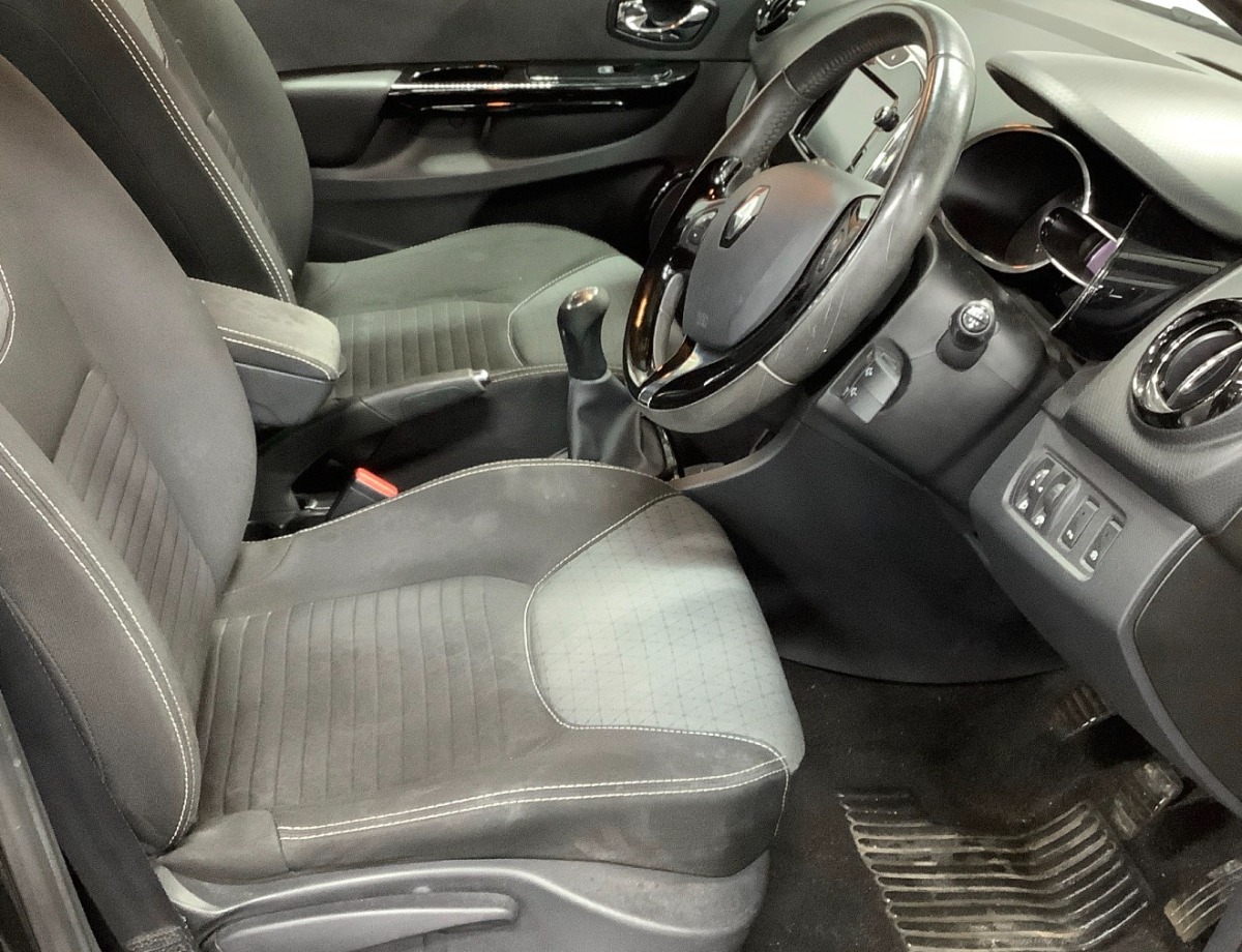 Renault Clio Hatchback