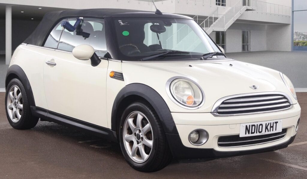 MINI Cooper convertible Convertable
