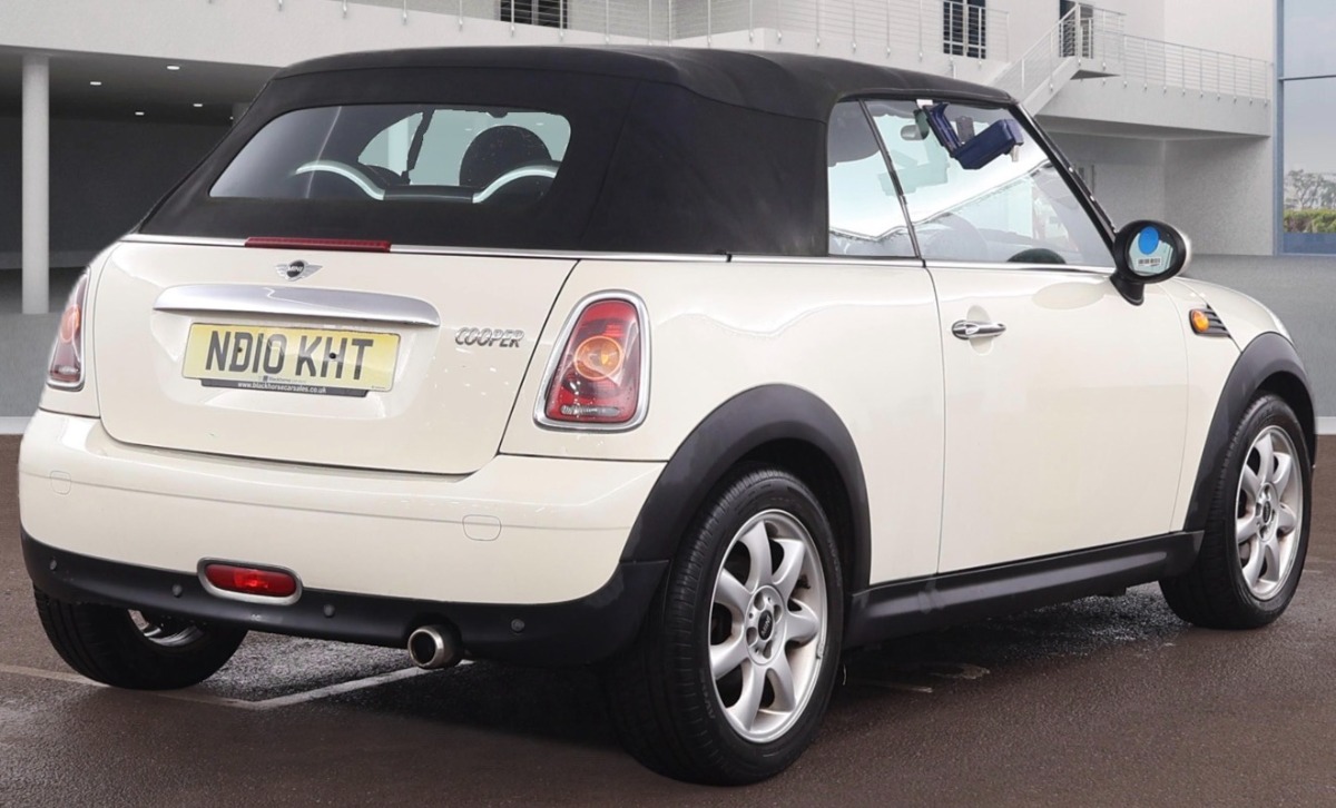 MINI Cooper convertible Convertable