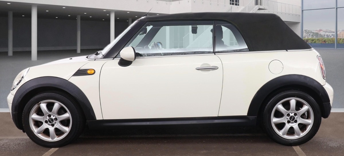 MINI Cooper convertible Convertable