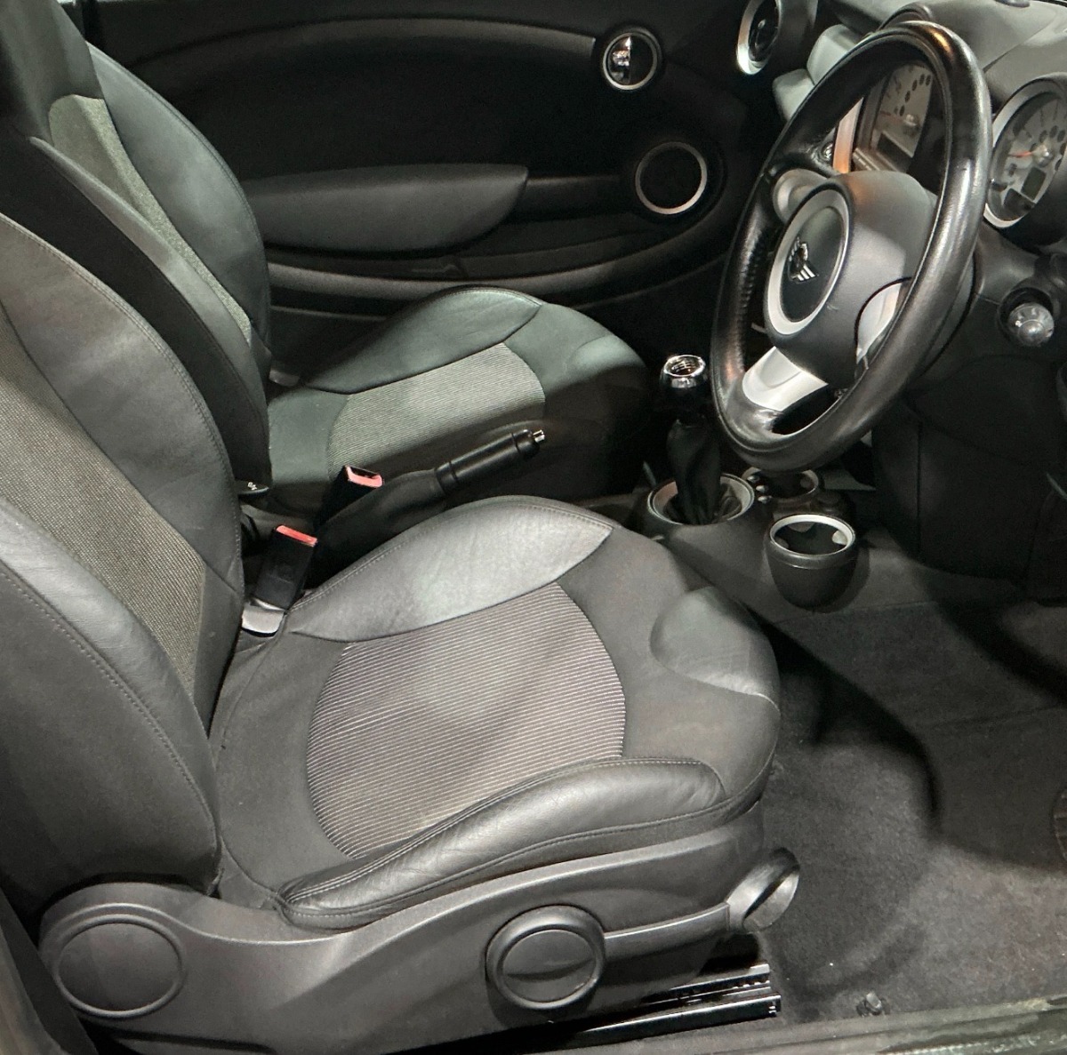 MINI Cooper convertible Convertable