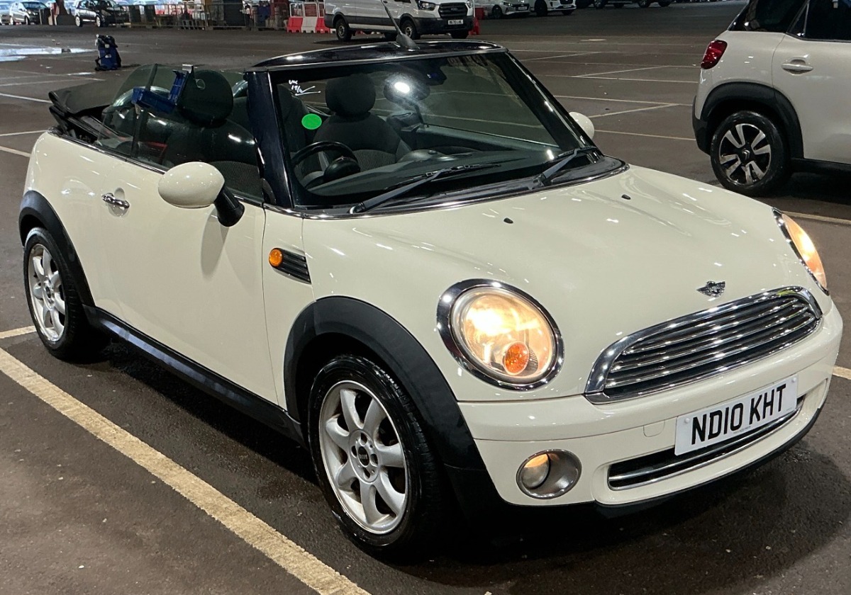 MINI Cooper convertible Convertable