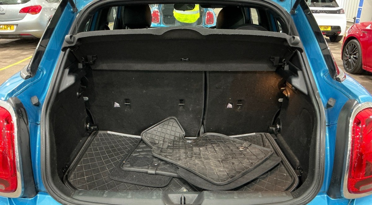 MINI Cooper Hatchback