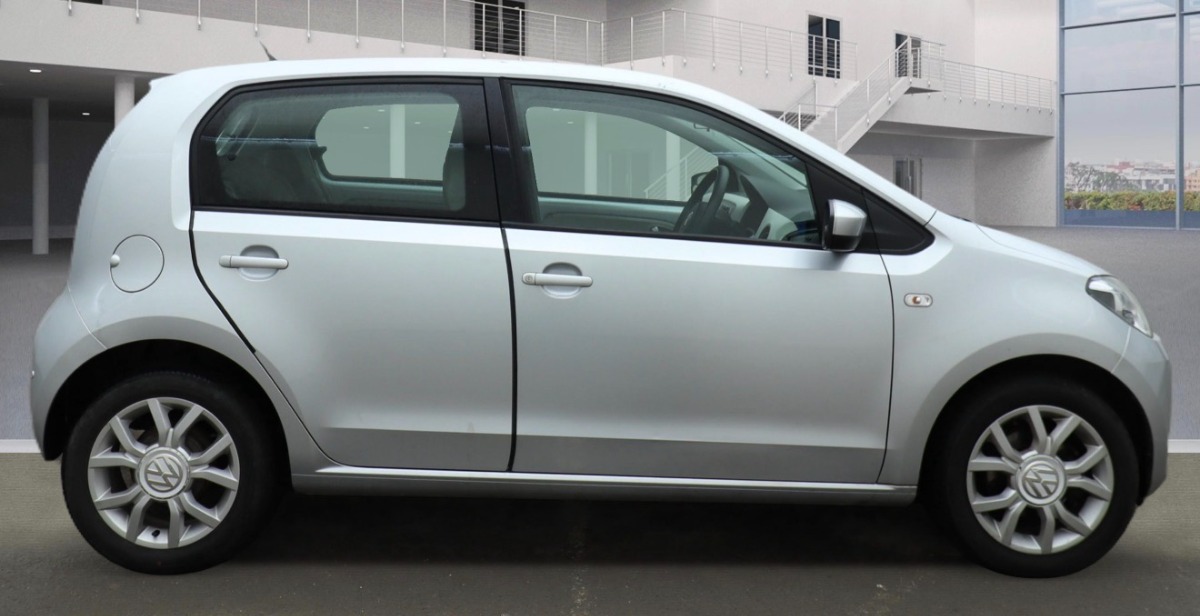 Volkswagen UP! Hatchback