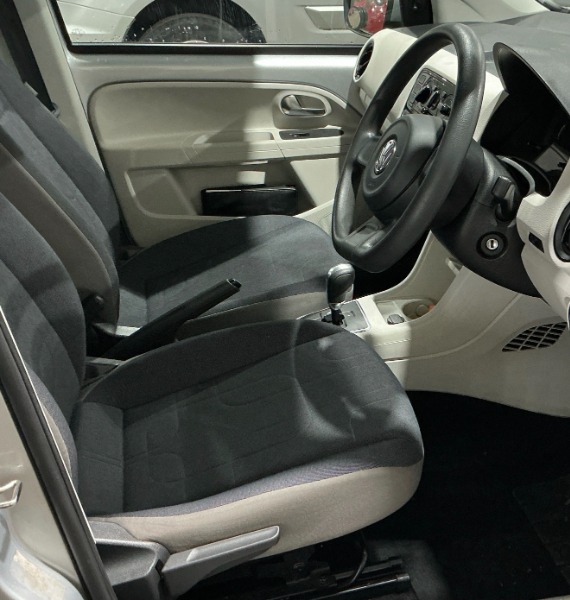 Volkswagen UP! Hatchback