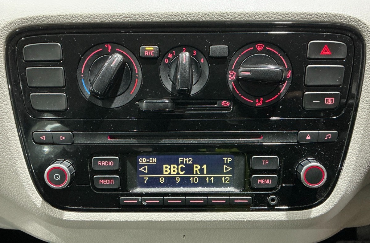 Volkswagen UP! Hatchback