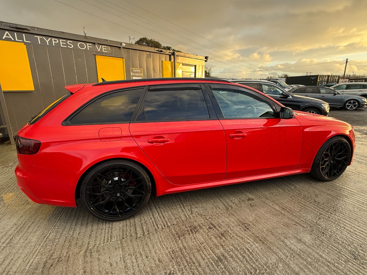 Audi RS4 Avant Estate