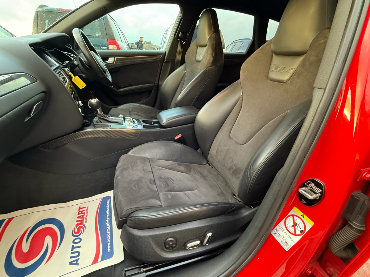 Audi RS4 Avant Estate