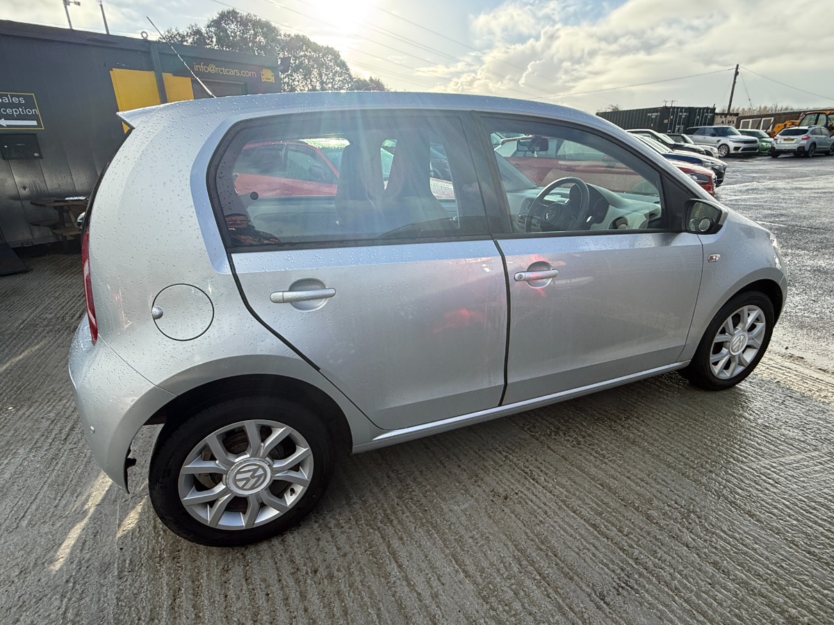 Volkswagen UP! Hatchback