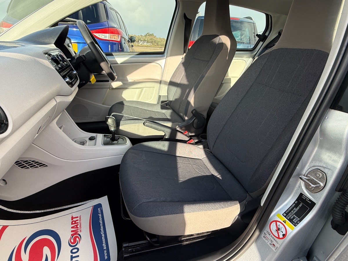 Volkswagen UP! Hatchback