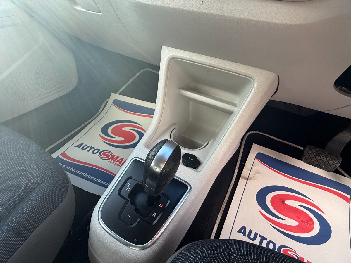 Volkswagen UP! Hatchback