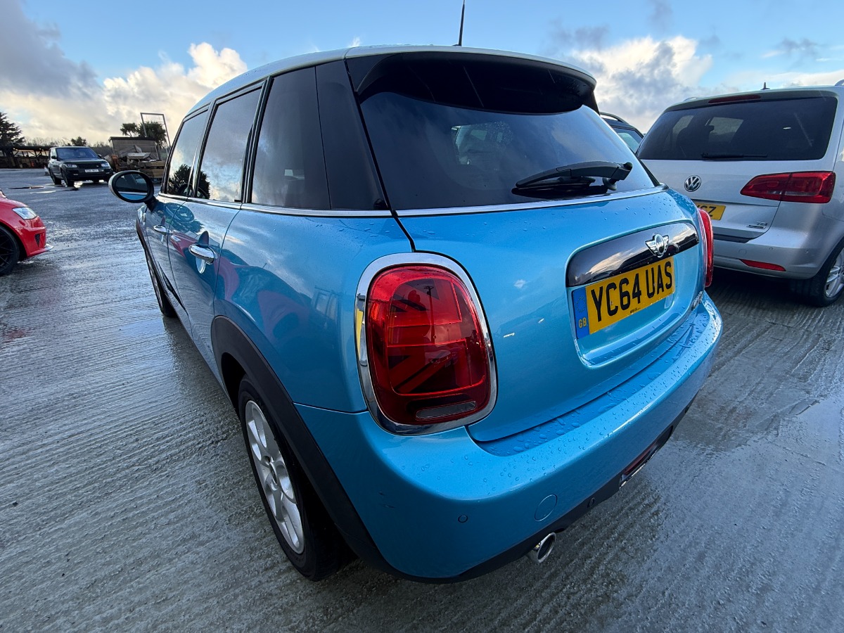 MINI Cooper Hatchback