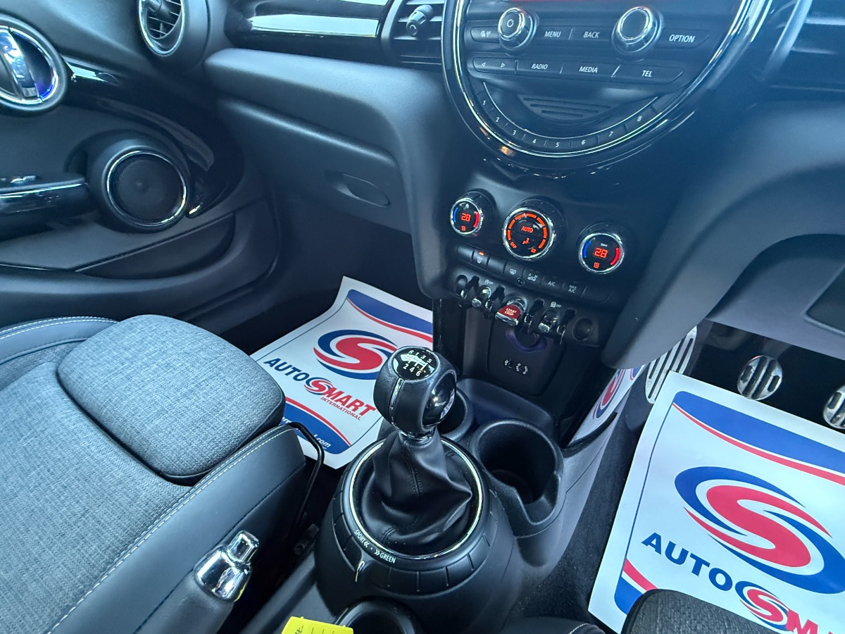 MINI Cooper Hatchback