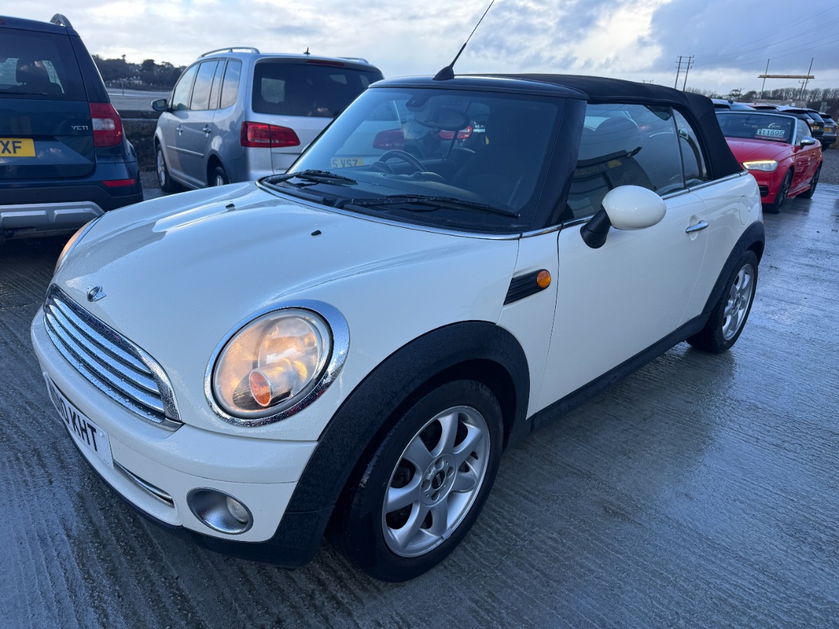 MINI Cooper convertible Convertable