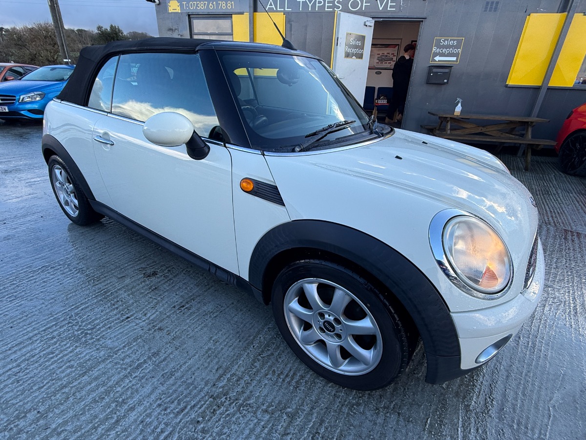 MINI Cooper convertible Convertable