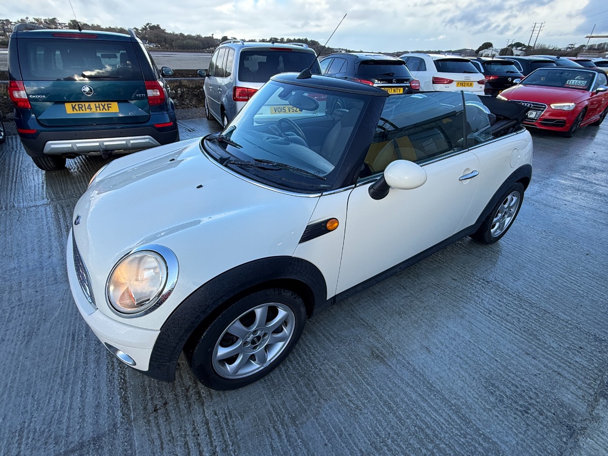 MINI Cooper convertible Convertable