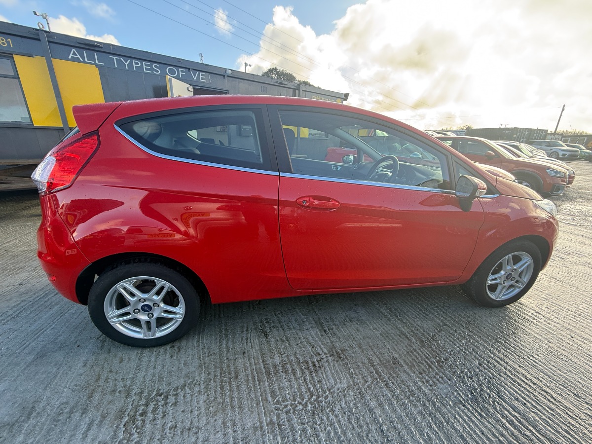 Ford Fiesta Hatchback
