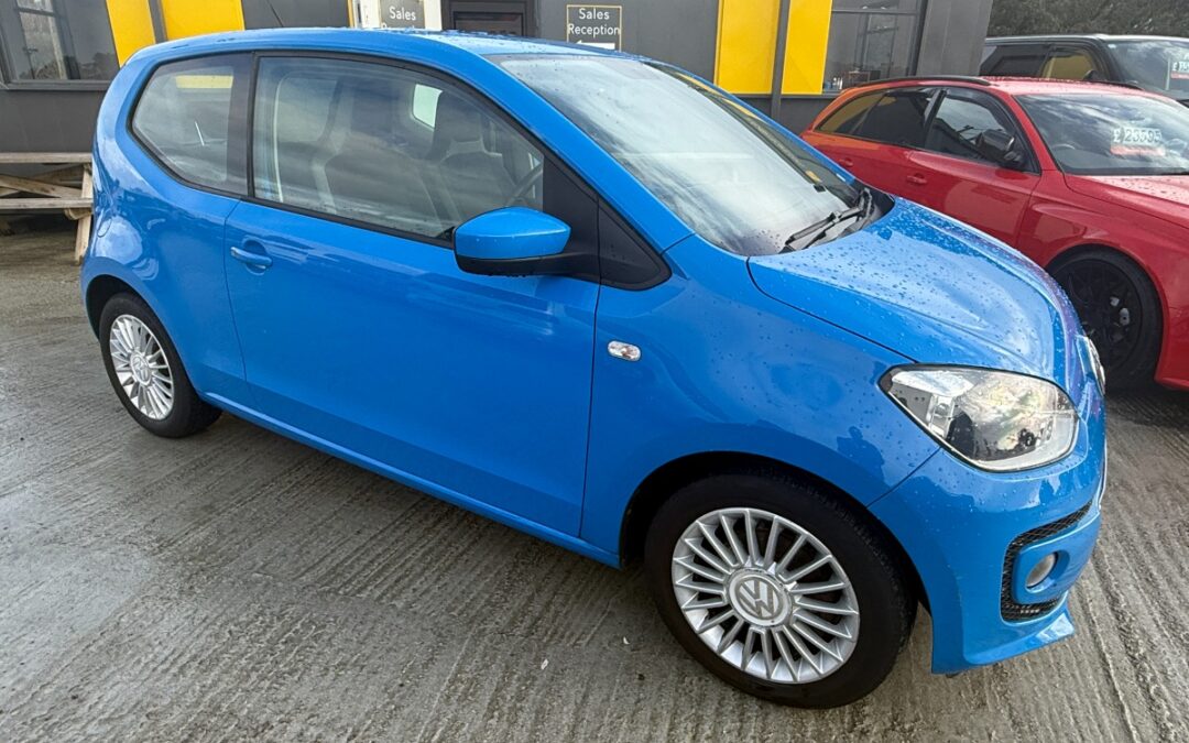Volkswagen UP! Hatchback